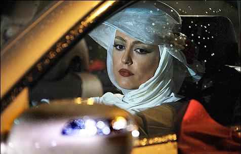 خنده در باران – داریوش فرهنگ