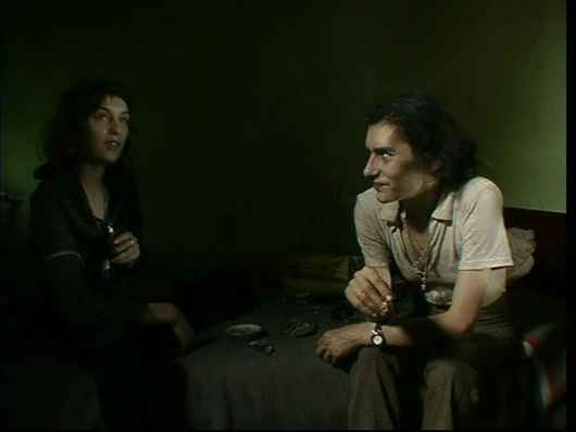 در اتاق وندا