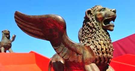 شیرهای ونیز بال درآوردند: شصت و هشتمنی شیر طلا به فیلم ساخاروف رسید