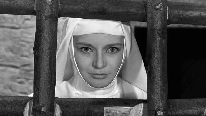 تحلیل فیلم ژوان مادر فرشتگان Mother Joan of the Angels؛ سفری هبوط انگیز به ناخودآگاه دین